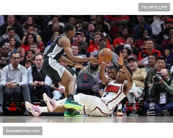 布朗砍下30分，篮板助攻全面开花，成为球队取胜关键