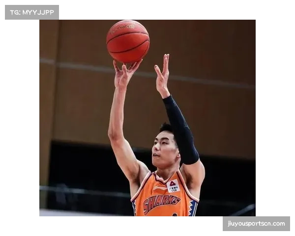 李添荣场上贡献较为平淡 进攻端存在感有待加强